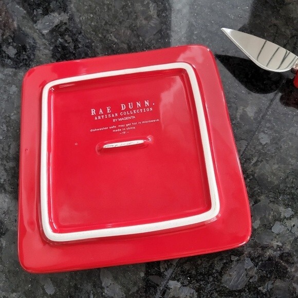 Rae Dunn "Santa" Red Cheese Board - Picture 3 of 4